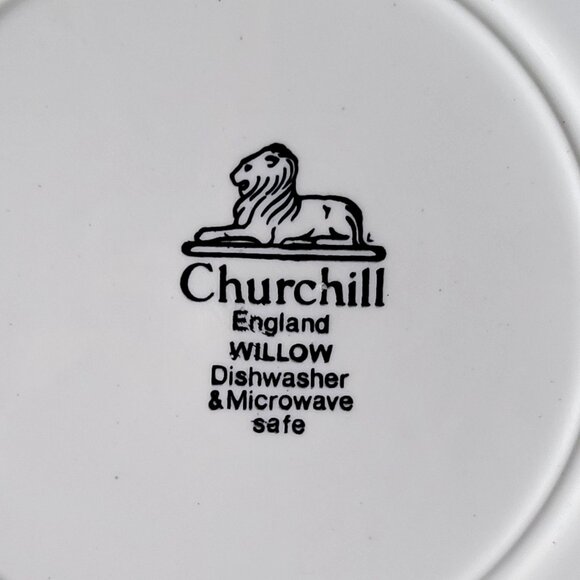 Vintage Churchill England Blue Willow Dinner Plate Chinoiserie - 9.625" *Chip - Picture 4 of 5